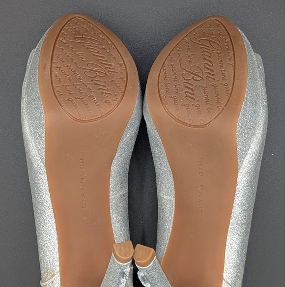 Gianni Bini Merri Silver Platform Embellished Heels - Picture 10 of 12